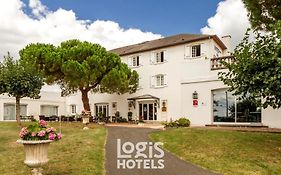 Logis Hotel Restaurant Des Chateaux